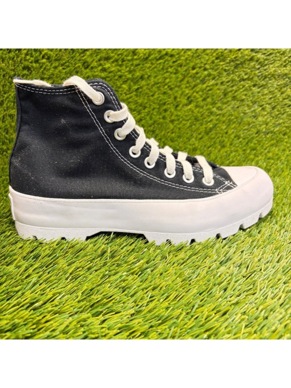 Converse Chuck Taylor All Star Lugged Hi Womens Size 8.5 Athletic Shoes Sneakers